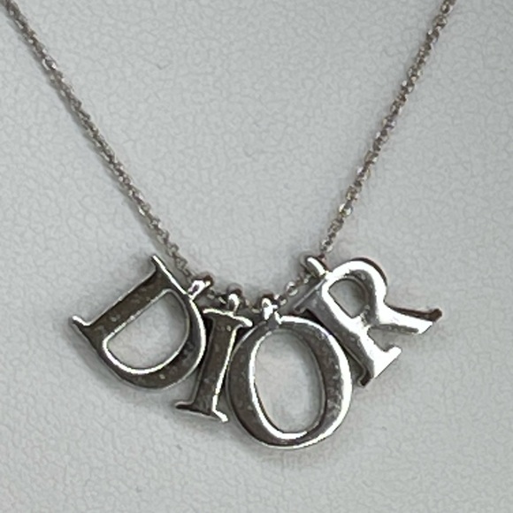 Christian Dior cannage pendant necklace - Picture 2 of 9